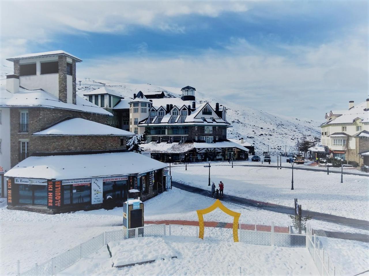 Todosierranevada Zona Baja - Apartamentos De 4 Dormitorios - Junto A Los Telecabinas Sierra Nevada Exterior photo